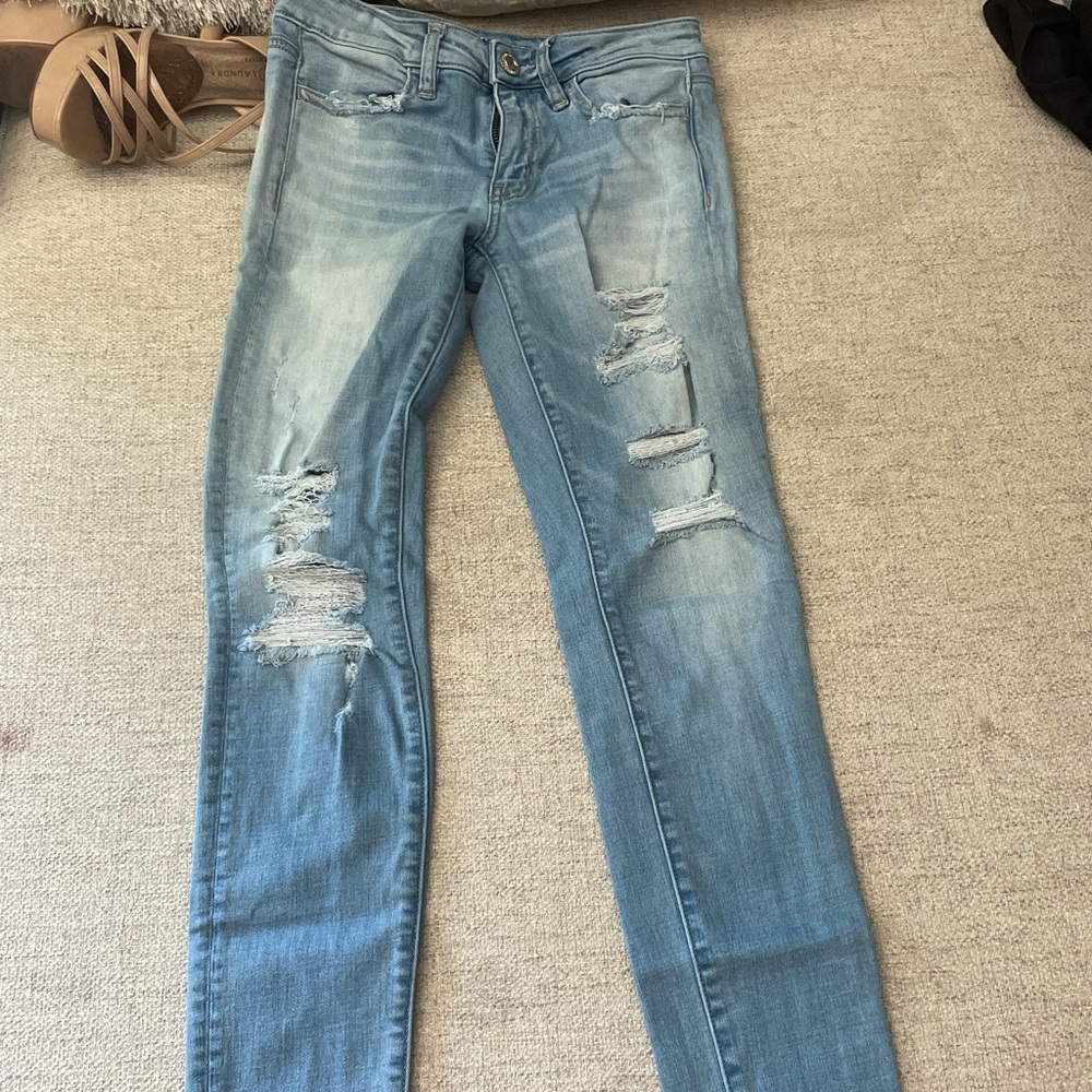 Light wash denim skinny jeans